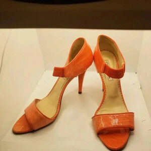 Oscar de la Renta Coral Patent Leather Pumps Sz EU 40.5